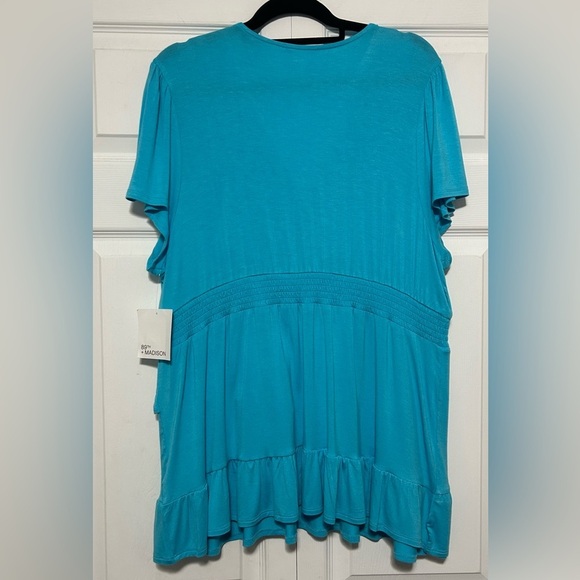 89TH + MADISON Smocked Waist Surplice Tunic 1X Caribbean Blue - Picture 2 of 4